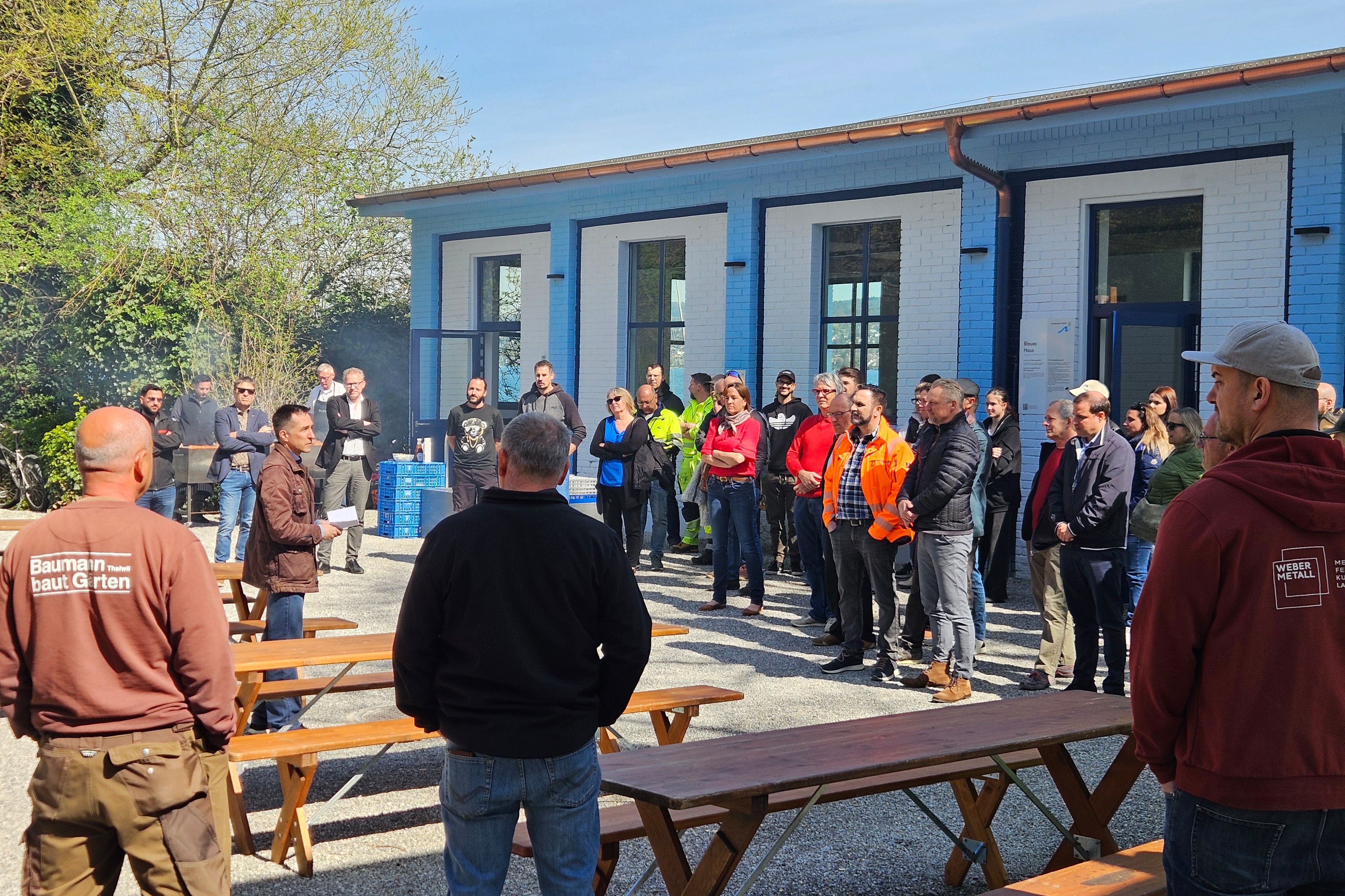 02_Meilenstein_Eröffnung Blaues Haus